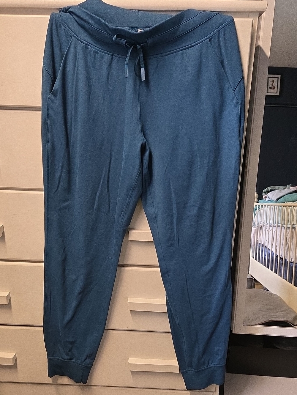 Lululemon Ready to Rulu - Picture 2 of 5